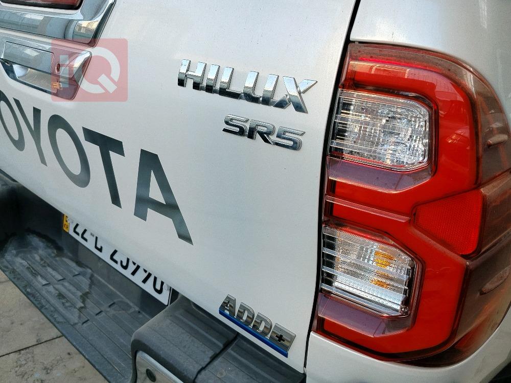 تويوتا هايلوكس